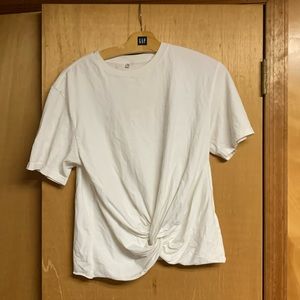 R13 twisted tee